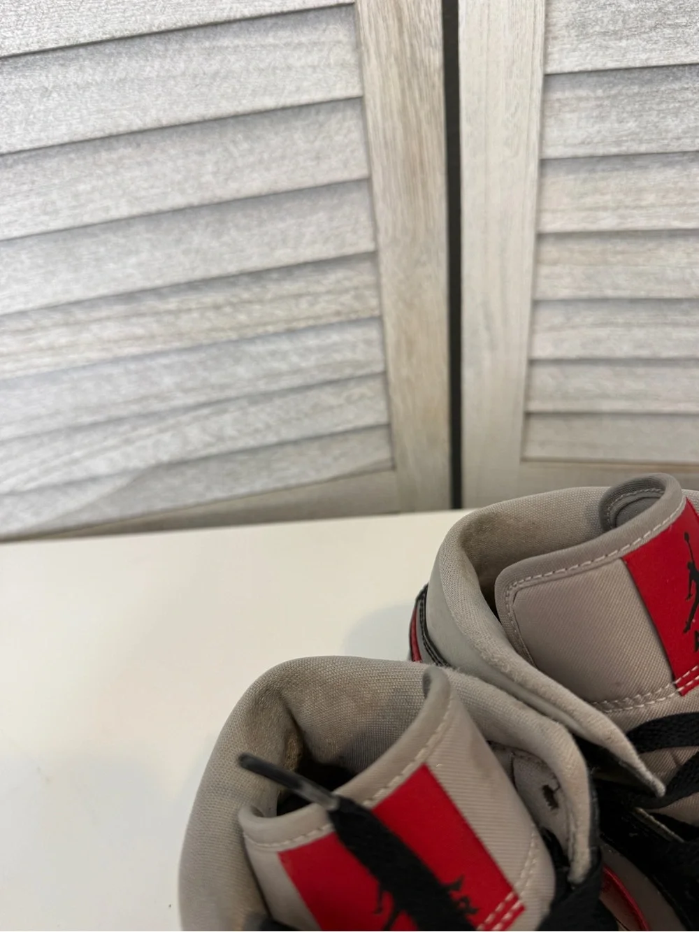 Nike Air Jordan 1 Mid Black Gym Red College Grey Women’s Size 7